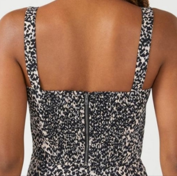 BCGBMAXAZRIA Crop Top Jaguar - Picture 3 of 6